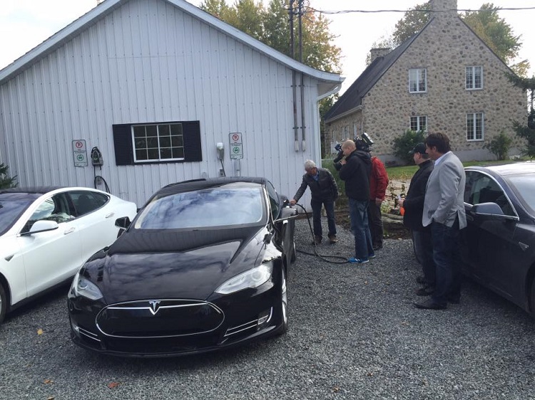 Domaine & Vins Gélinas-Rallye Tesla 17 octobre2015 (4)