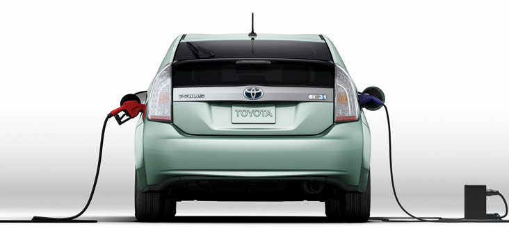 La Toyota Prius branchable 2012 fait une entrée fort discrète sur le marché canadien