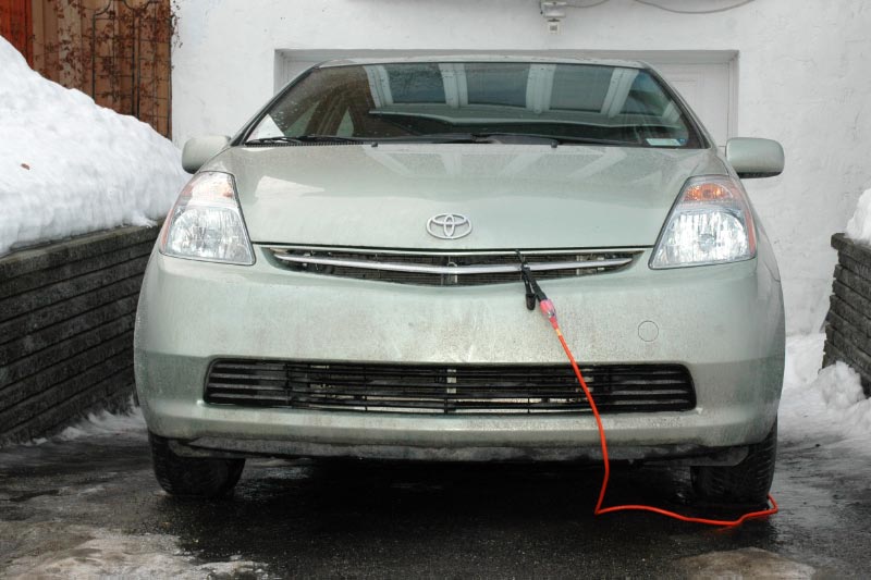 Dégivrer, réchauffer et optimiser la consommation d’énergie de sa voiture en conditions hivernales