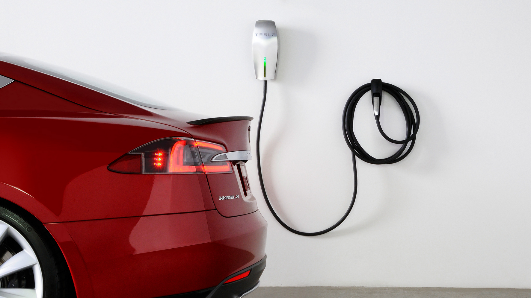 Peut-on recharger une voiture électrique avec une rallonge ?