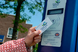 6 nouvelles bornes de recharge pour véhicules électriques sur le campus de l’Université Laval