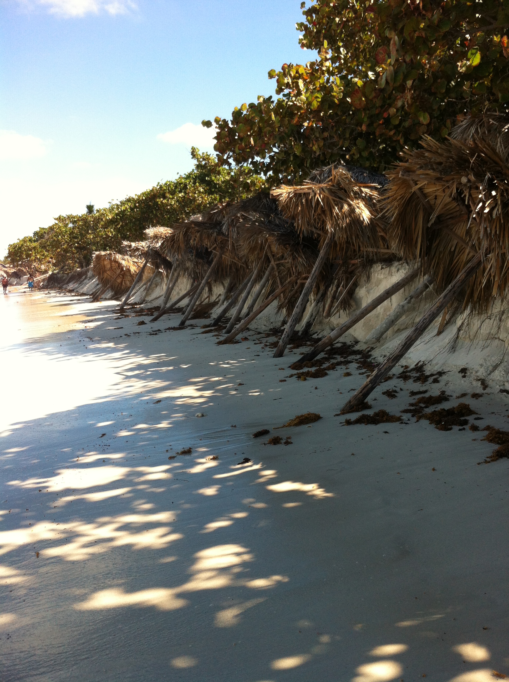 Avant d’aller à Cuba…  vérifiez s’il y a encore une plage!