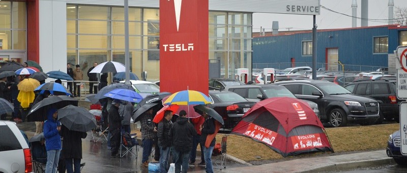 Journée historique : dévoilement et ouverture des réservations de la Tesla Model 3