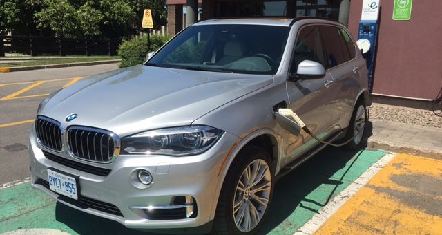 Dans la série des VUS hybrides rechargeables de luxe : la BMW X5 xDrive 40e