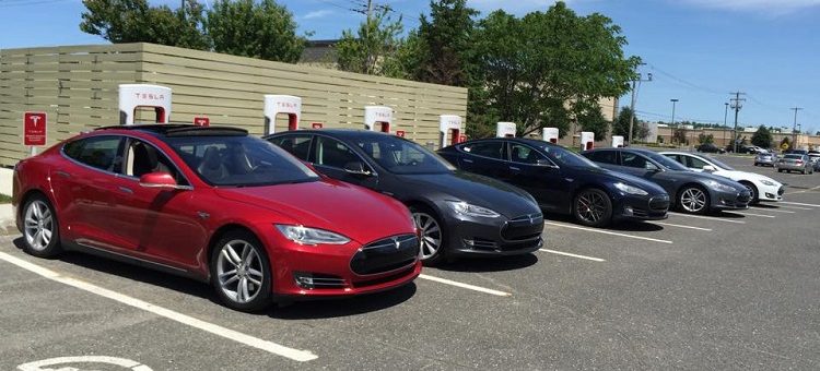 Deux filles d’anciens premiers ministres lobbyistes pour Tesla